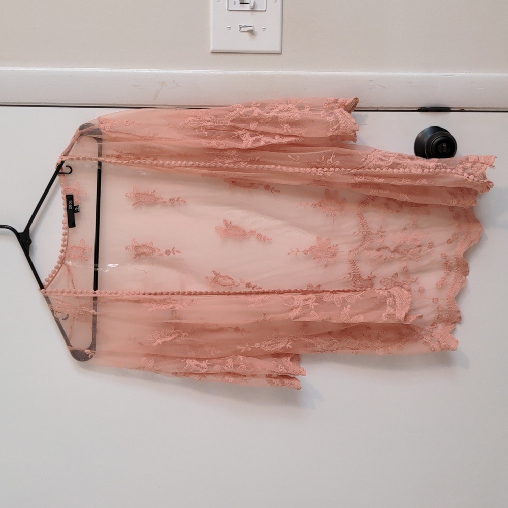 Gorgeous pink lace 3/4 sleeve cover up